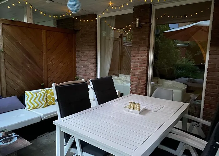 Entire 3-bedroom House For Rent Near Hamburg
