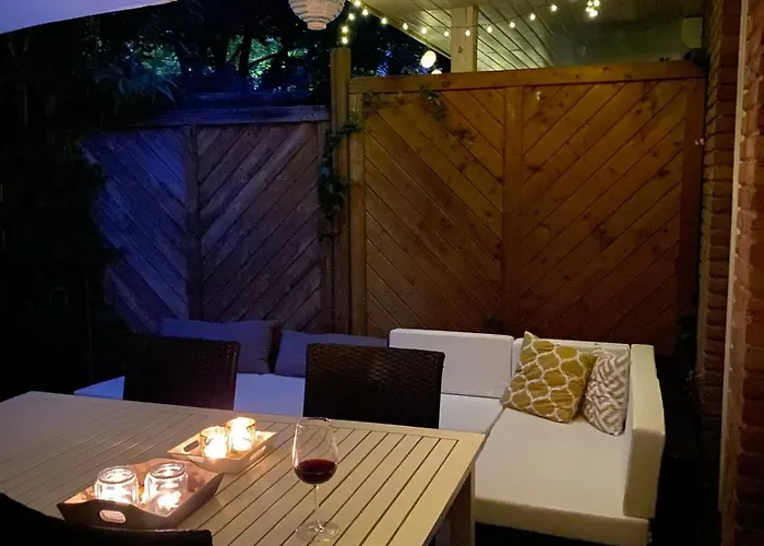 Entire 3-bedroom House For Rent Near Hamburg 펜션 *