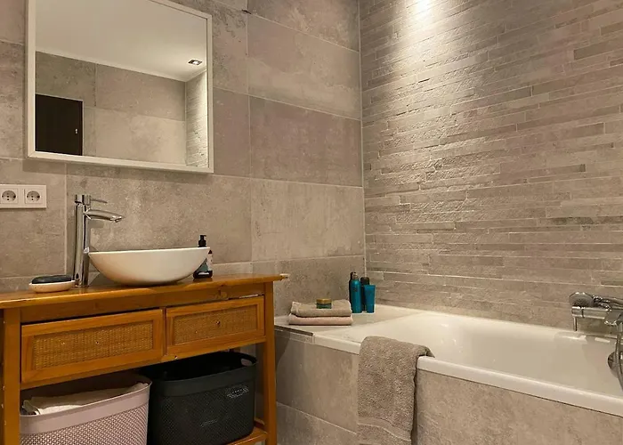 Entire 3-bedroom House For Rent Near Hamburg 펜션 부흐홀츠 인 데어 노르트하이데